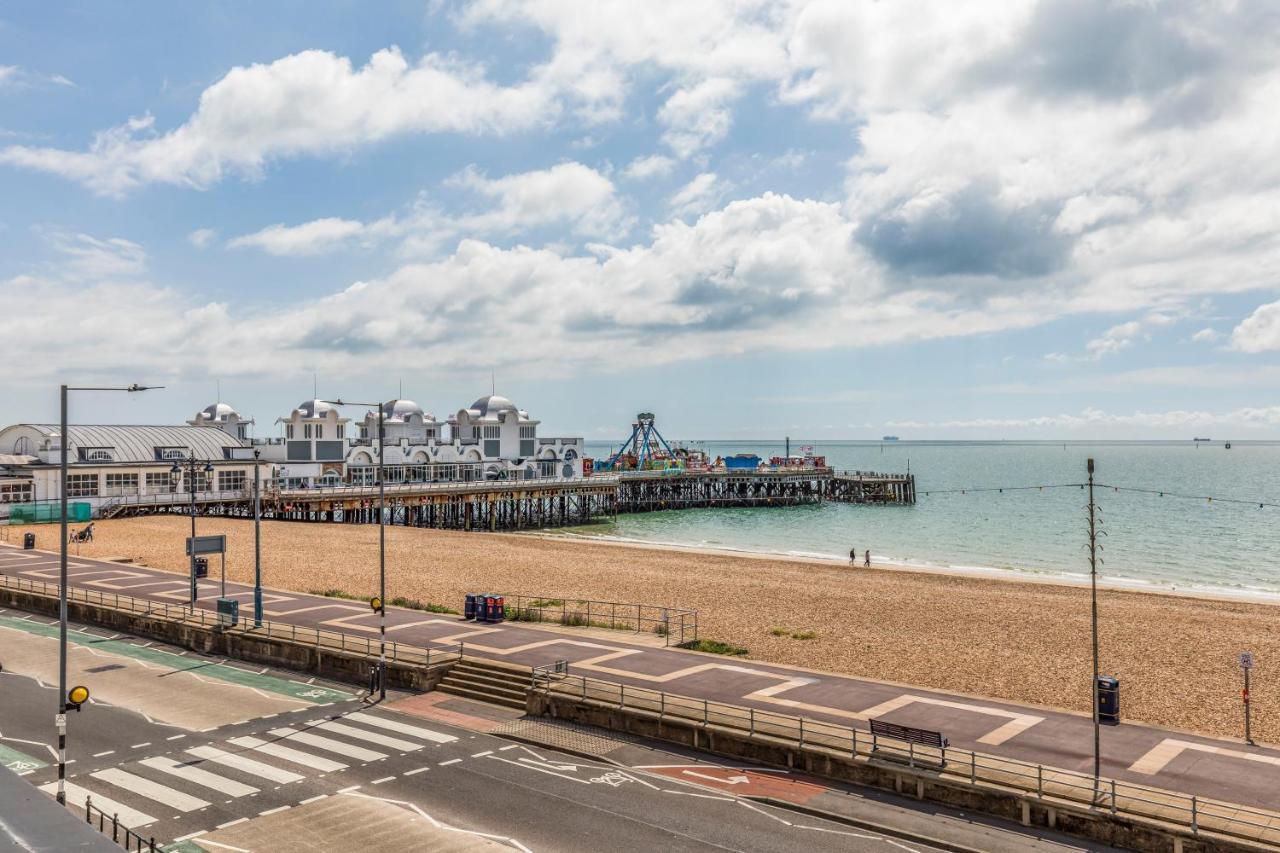 Seafront 2 Bedroom Appartement *